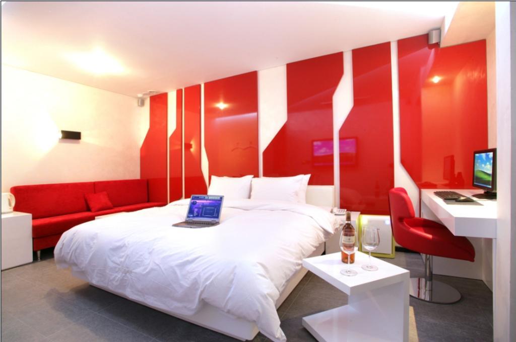 Antives Hotel Kojang Szoba fotó